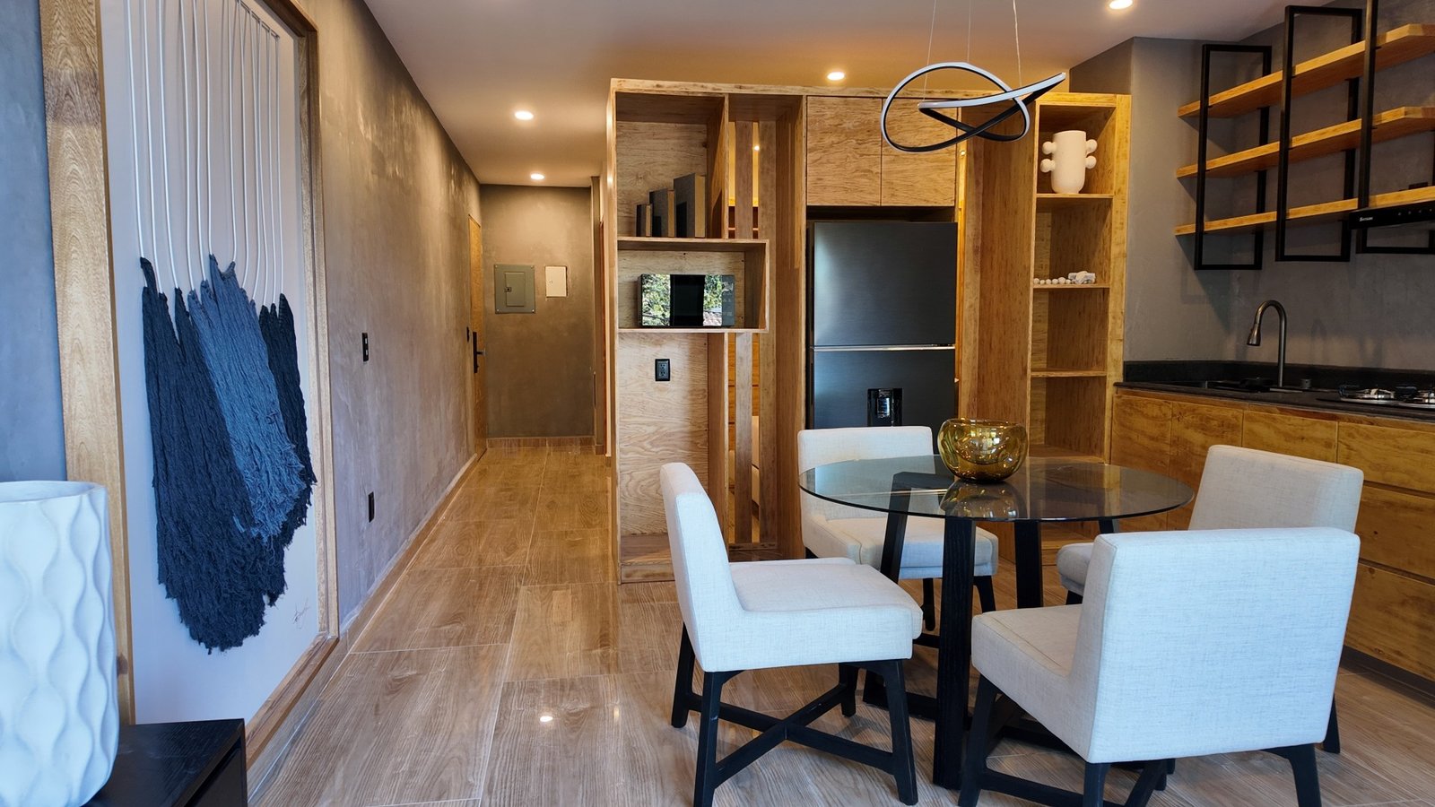 Fotografía real · unidad modelo · comedor